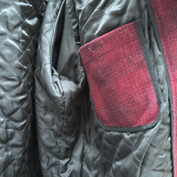 Gap 100% Wool Shacket Shirt Jacket Plaid Size XL Red Gray Holiday Christmas - Picture 7 of 8